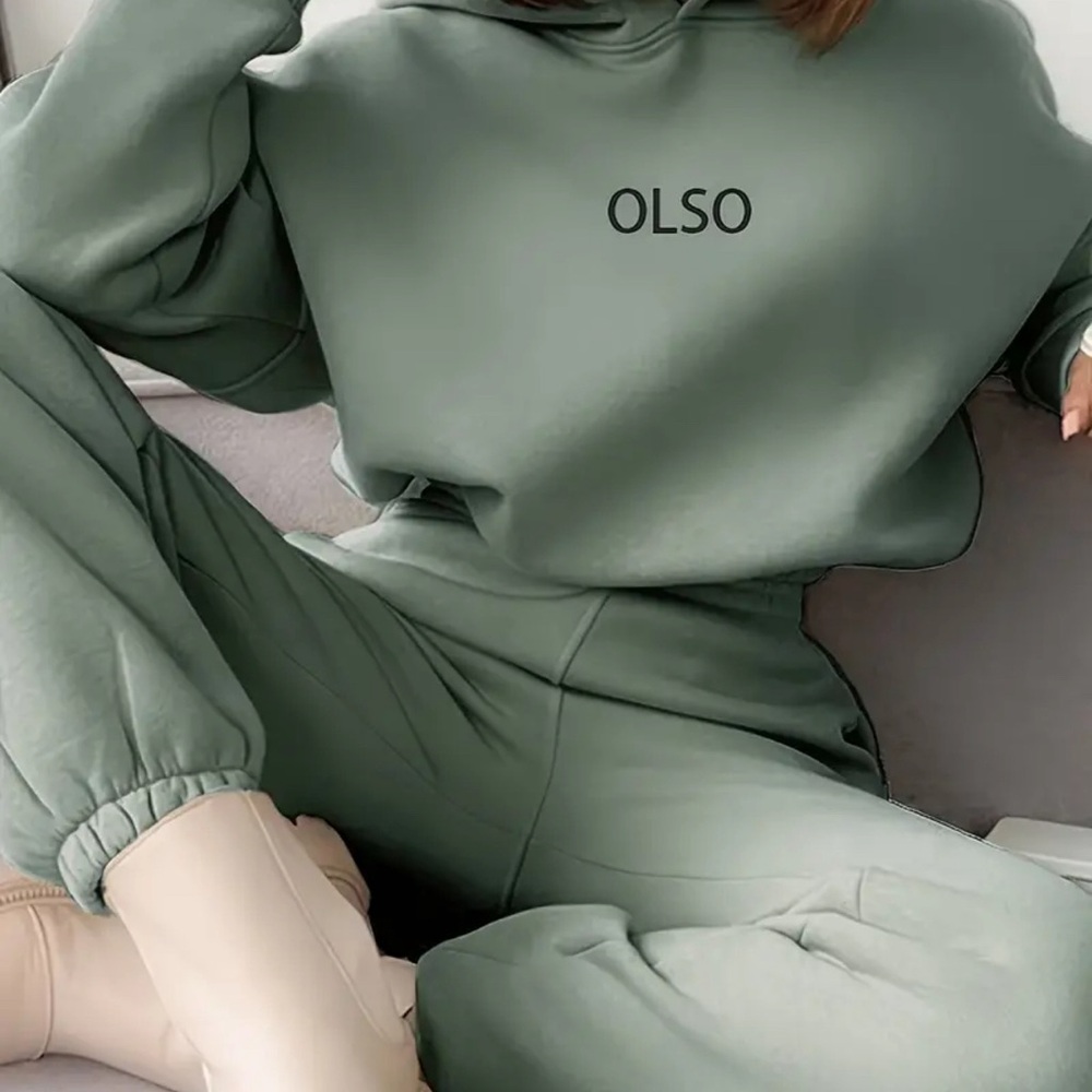Matching Sage Sweatshirt & Sweatpants